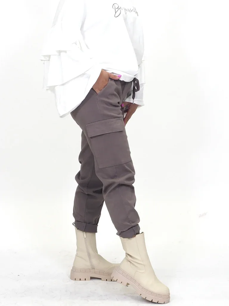 Fiini Fr枚枚kyn盲 Cargopants Amanda