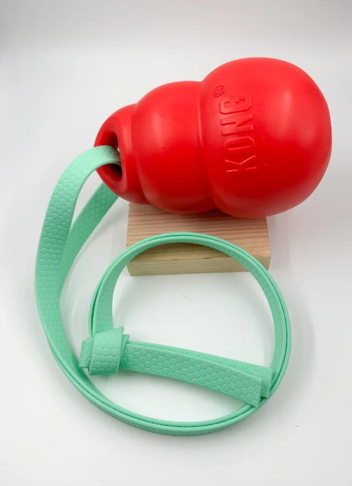 Kong Bounzer hexa- tai grippi nauhalla