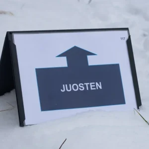 Rally-tokon kylttiteline A4 (kisakokoinen)