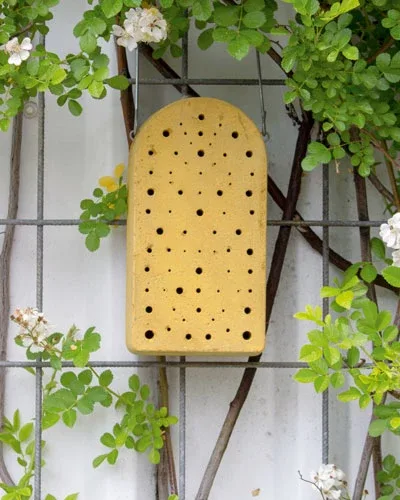 Schwegler Wood-concrete Insect Block Schwegler, hyönteishotelli – kestävä puu-betoniseos