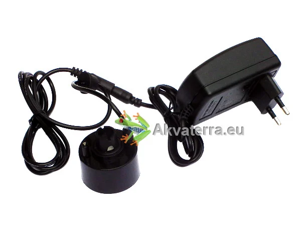 Terraarion ilmankostutin / Sumukone 550ml/h UM-02