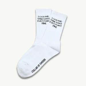 White Tube Socks – Dogs And Wine Make Everything Fine
